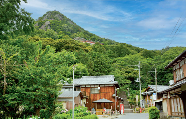 小梶商店のある風景