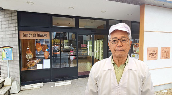 店舗と代表の浅野さん