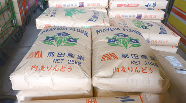 原材料となる滋賀県産小麦の「ふくさやか」